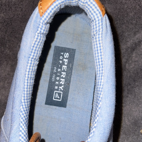 Sperry Top Siders. Like new. 8.5 - Picture 2 of 5